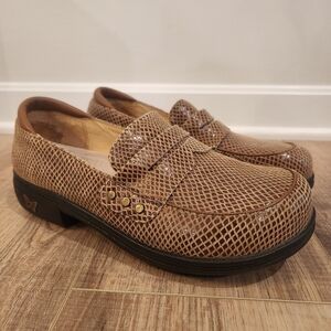 Alegria PG Lite Loafers Womens 39 Brown Snake Print Leather Comfort Slip On Shoe